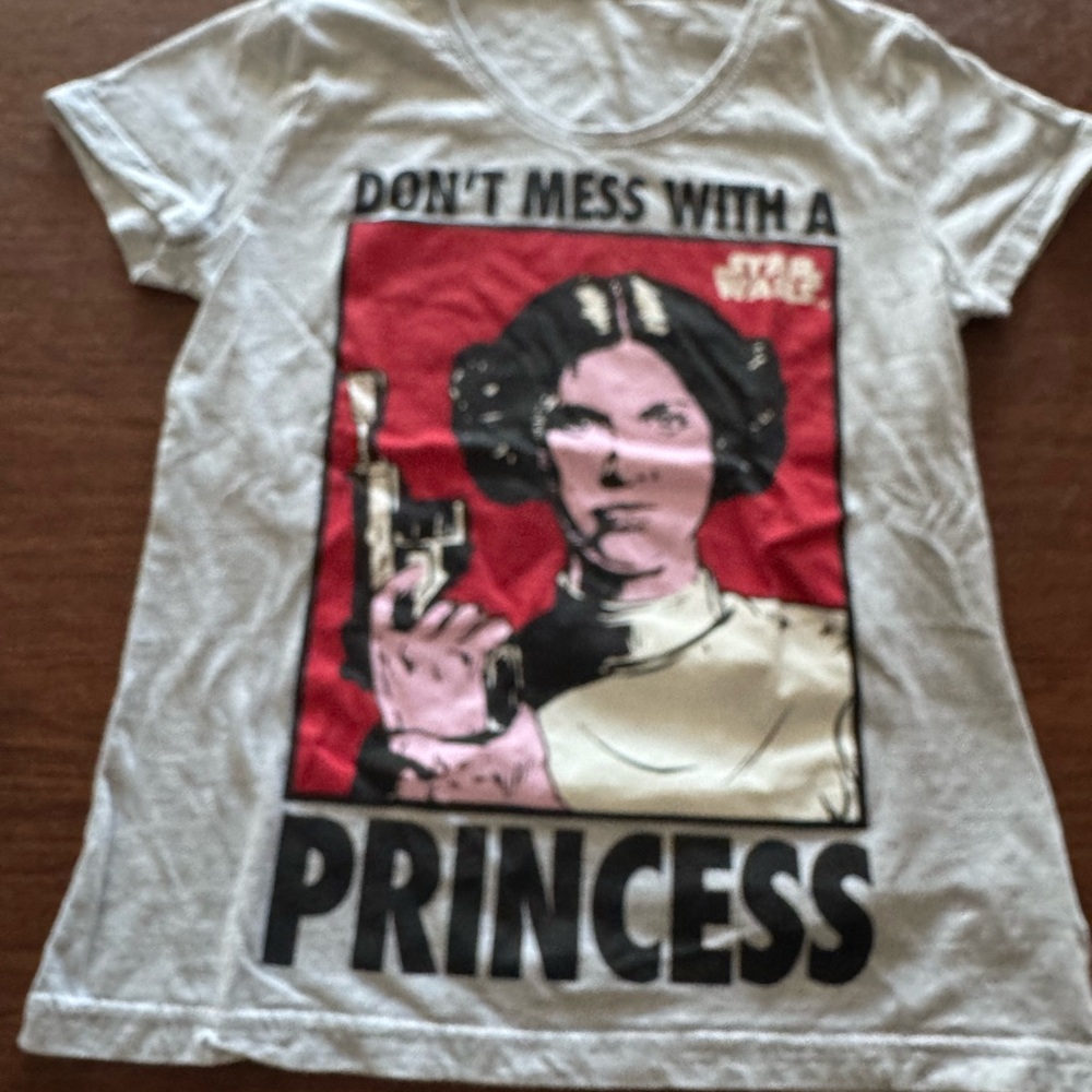 Star Wars Princess Leia Graphic Tee